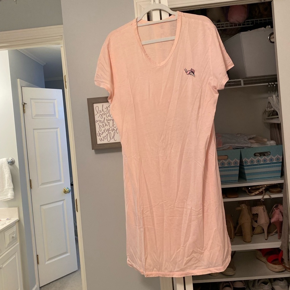 NICOLE & Co Nightgown - Picture 3 of 16